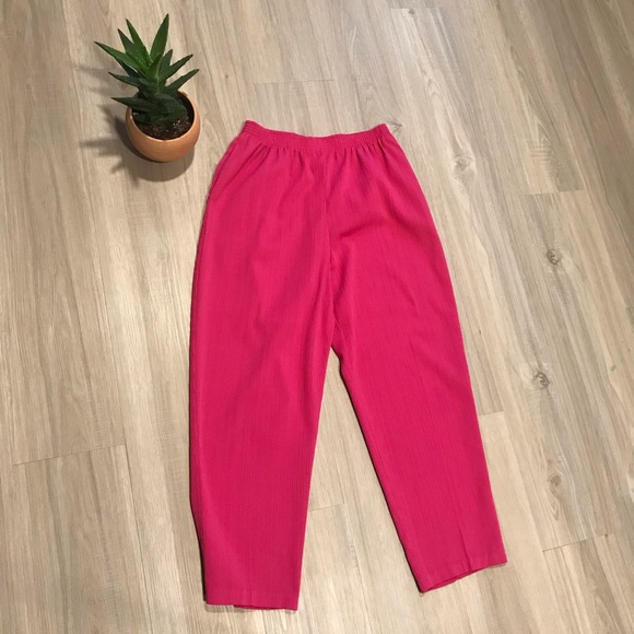 ⚡️Vintage Hot Pink Two Piece Button Down Set ⚡️ - Picture 9 of 11